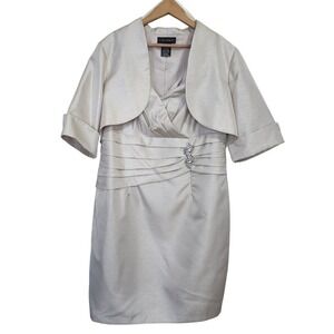 Cachet Sheath Dress & Bolero Jacket Women's 18 Champagne Metallic Brooch Detail